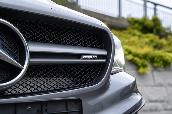 Mercedes-Benz CLA45 20 of 30