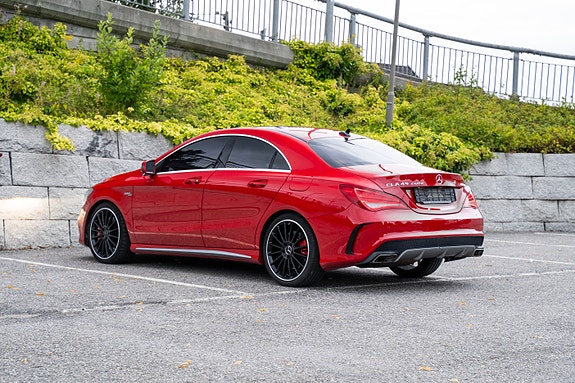 Mercedes-Benz CLA45 5 of 30