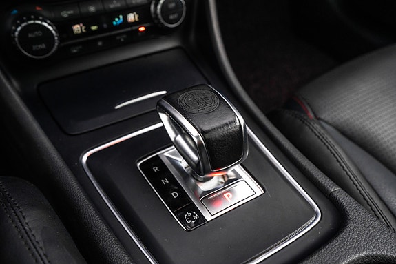 Mercedes-Benz CLA45 20 of 30