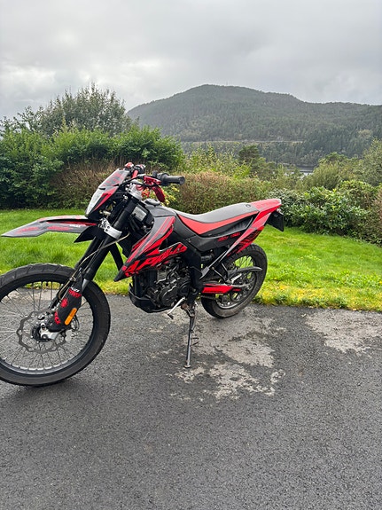 Aprilia RX 125 2 of 9