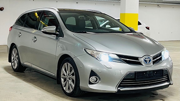 Toyota Auris 9 of 30