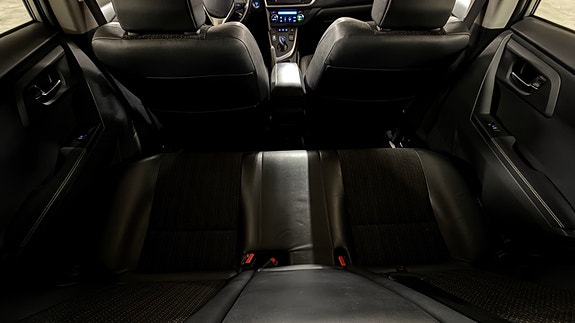 Toyota Auris 19 of 30