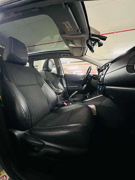 Toyota Auris 25 of 30