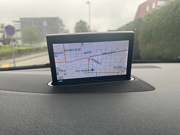 Volvo V70 9 of 11