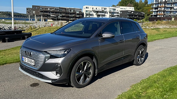 Audi Q4 e-tron 3 of 26