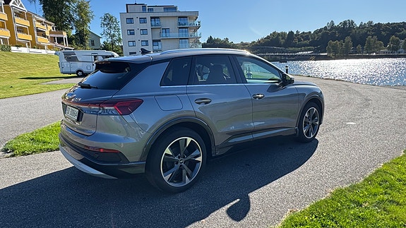 Audi Q4 e-tron 6 of 26