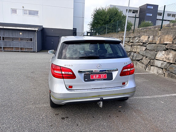 Mercedes-Benz B180 d 10 of 22