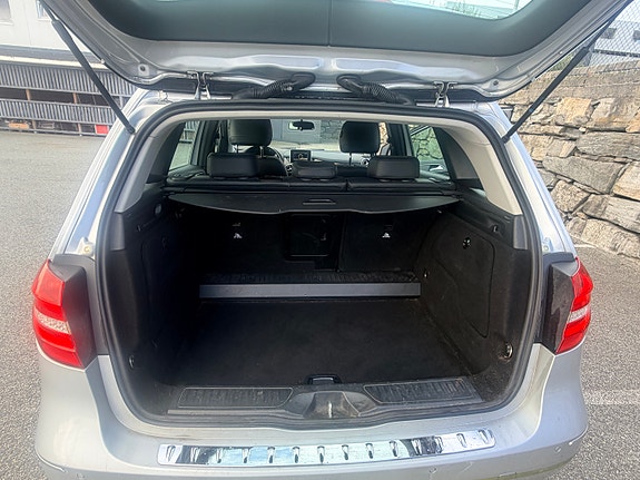 Mercedes-Benz B180 d 22 of 22
