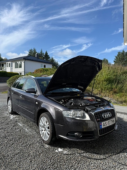 Audi A4 2 of 21