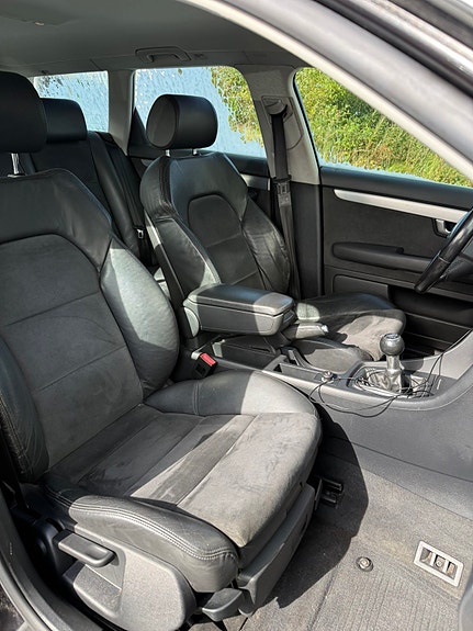 Audi A4 14 of 21