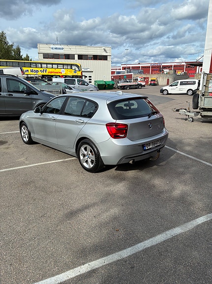 BMW 116i 10 of 14