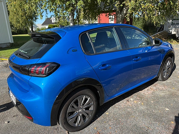 Peugeot 208 11 of 21