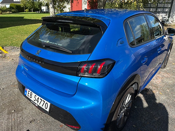 Peugeot 208 14 of 21