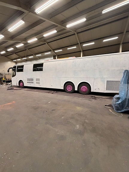 Volvo Til leie 2027/2028 B12B 9700 6X2 21 of 24