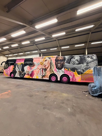 Volvo Til leie 2027/2028 B12B 9700 6X2 24 of 24