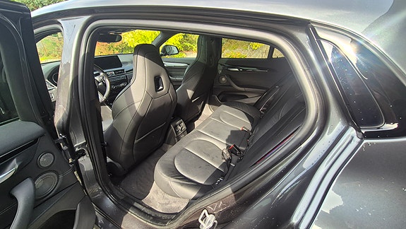 BMW X2 8 of 13