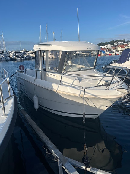 Jeanneau Marlin 6 2 of 18