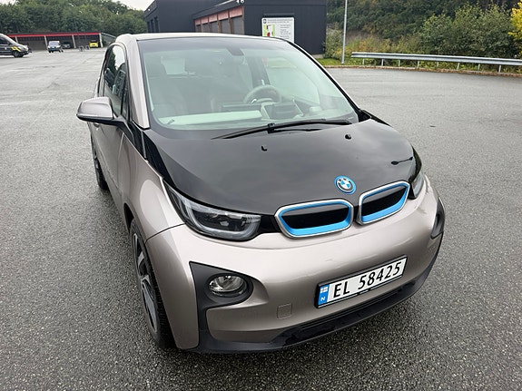 BMW i3 2 of 22