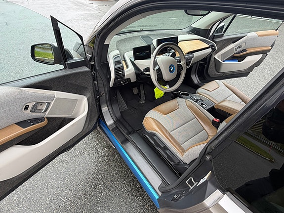BMW i3 7 of 22
