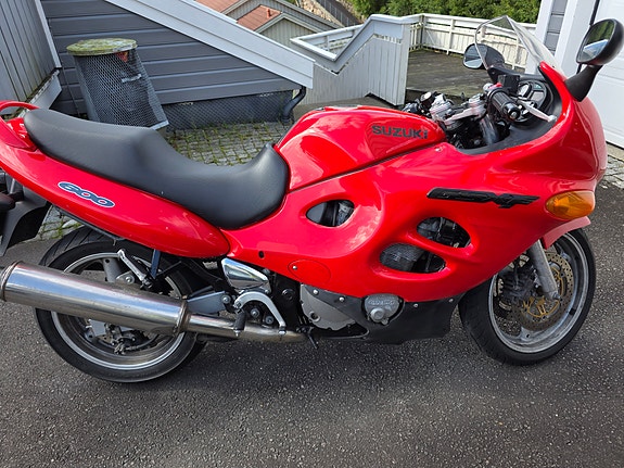 Suzuki GSX 600 F 6 of 8