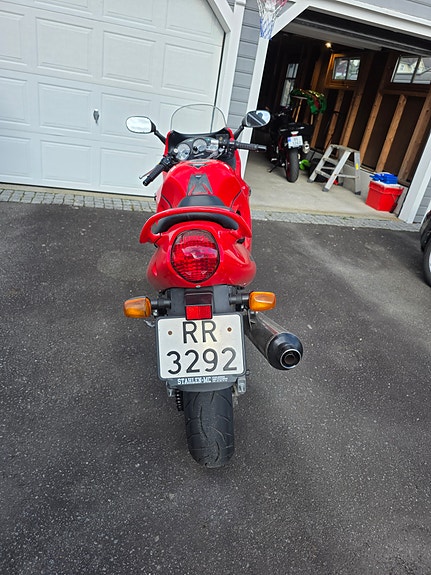 Suzuki GSX 600 F 4 of 8