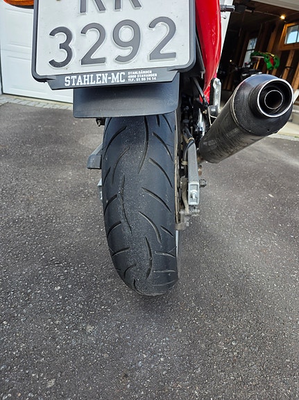 Suzuki GSX 600 F 3 of 8