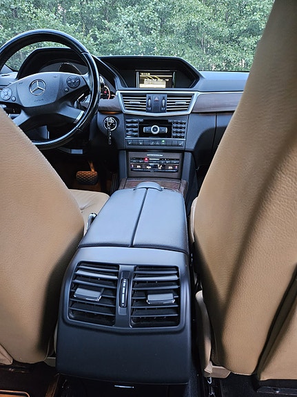 Mercedes-Benz E220 d 20 of 25