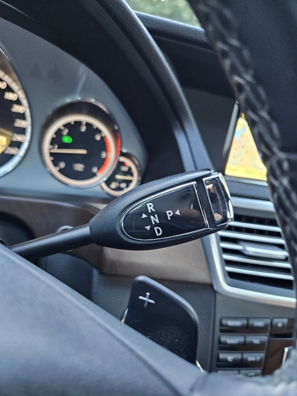 Mercedes-Benz E220 d 8 of 25