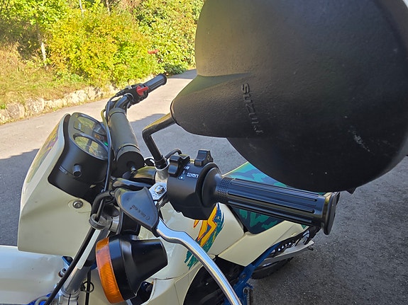 Suzuki TS 50 X 6 of 10