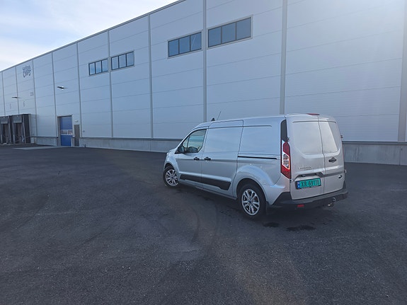 Ford Transit Connect 5 of 11