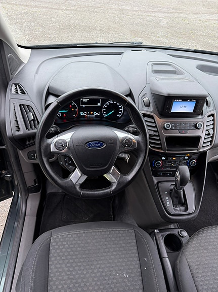 Ford Transit Connect 11 of 16