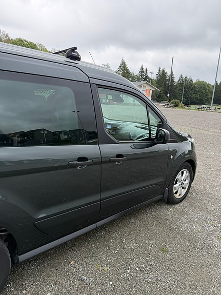 Ford Transit Connect 4 of 16