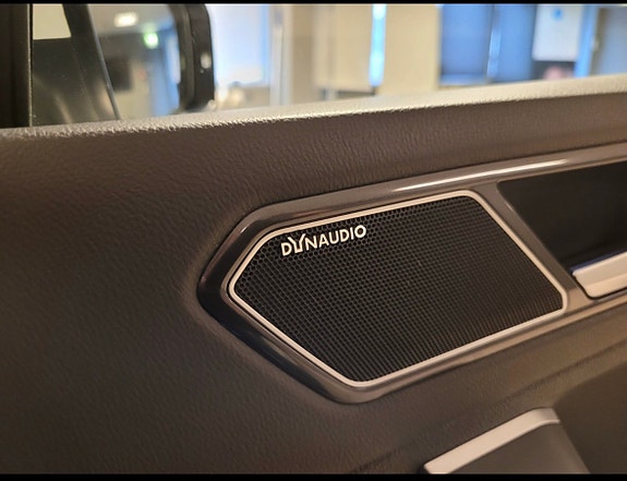 Volkswagen Tiguan 6 of 20