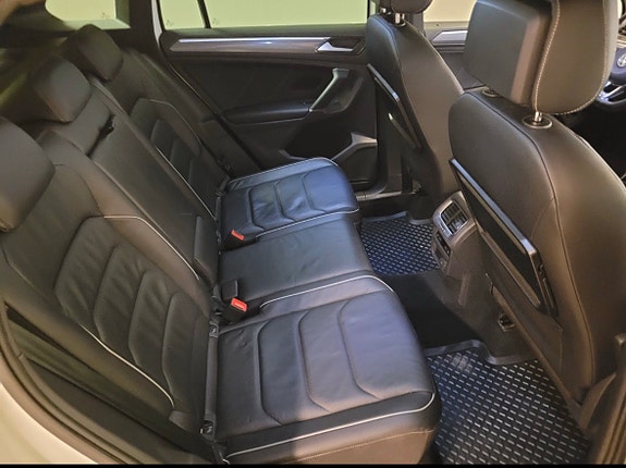 Volkswagen Tiguan 5 of 20