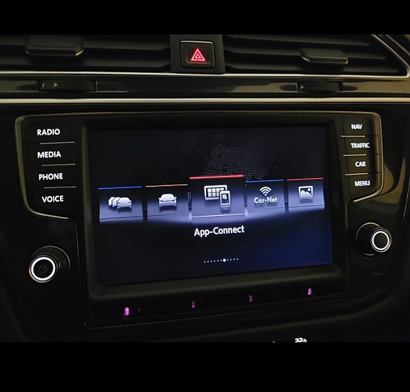 Volkswagen Tiguan 12 of 20