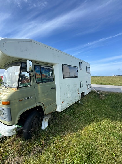 Mercedes-Benz 16 of 30