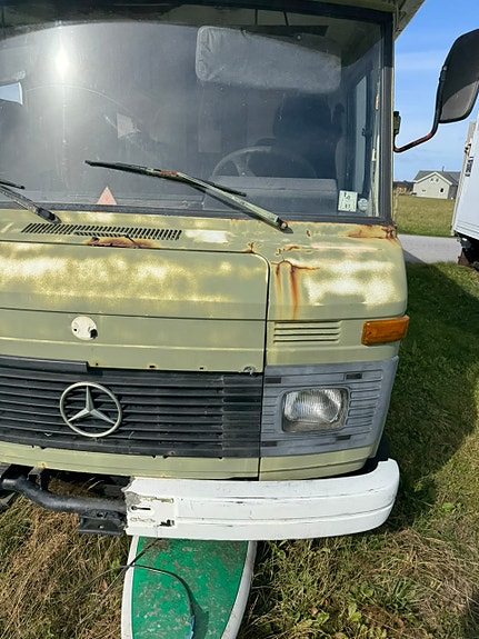 Mercedes-Benz 10 of 30