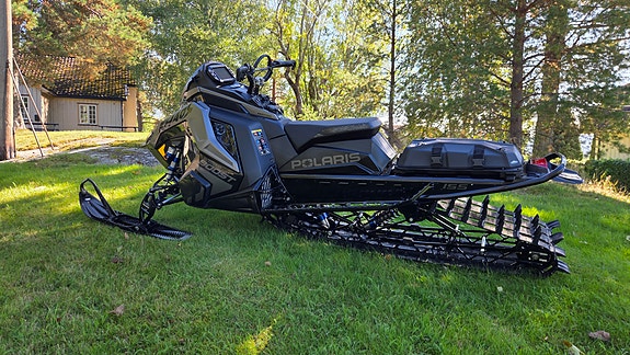Polaris 850 Patriot Boost RMK Khaos Slash 2 of 13