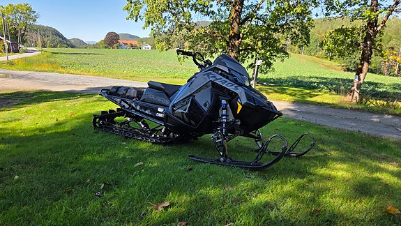 Polaris 850 Patriot Boost RMK Khaos Slash 6 of 13