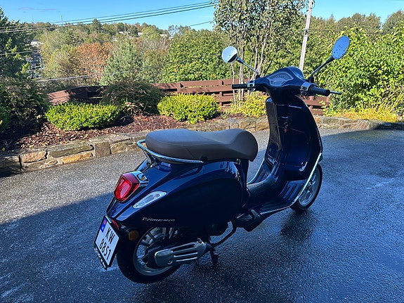 Vespa Primavera 50 6 of 11