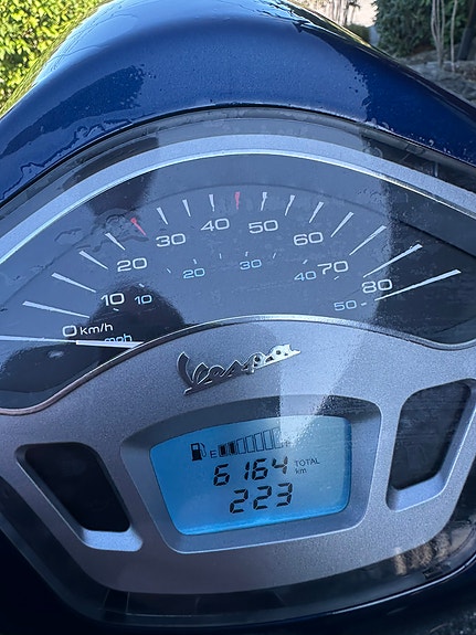 Vespa Primavera 50 9 of 11