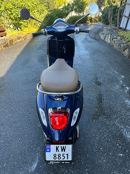 Vespa Primavera 50 7 of 11