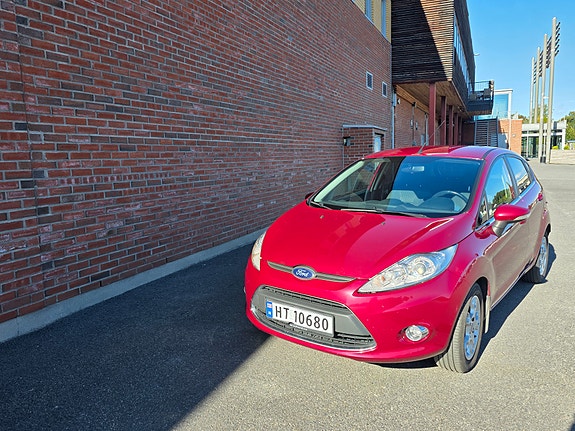 Ford Fiesta 3 of 16