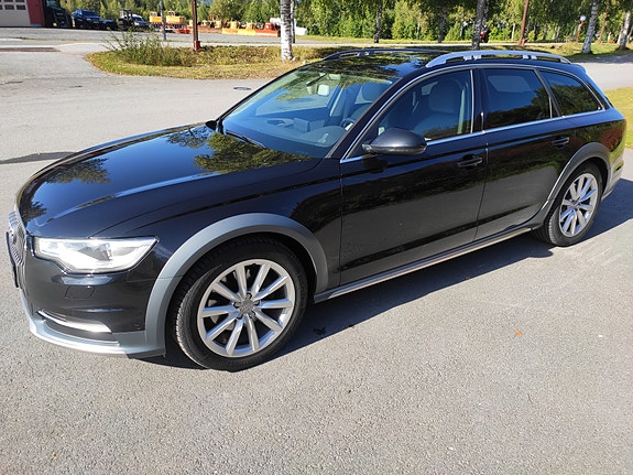 Audi A6 allroad 2 of 30