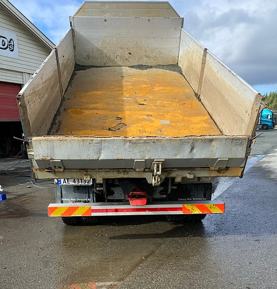 Volvo FM340 3 of 7