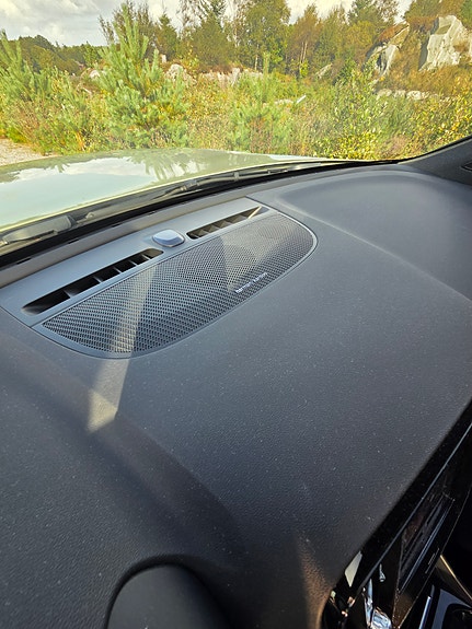 Volvo XC40 18 of 22