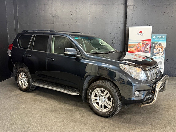 Toyota Land Cruiser 2 of 30