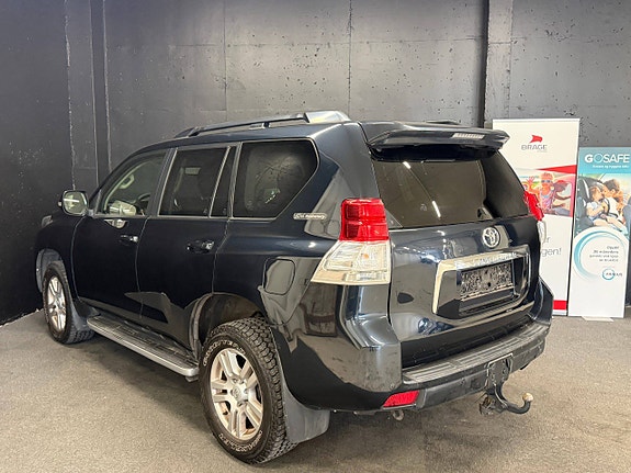 Toyota Land Cruiser 6 of 30
