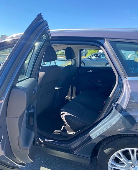 Ford Focus 9 of 17