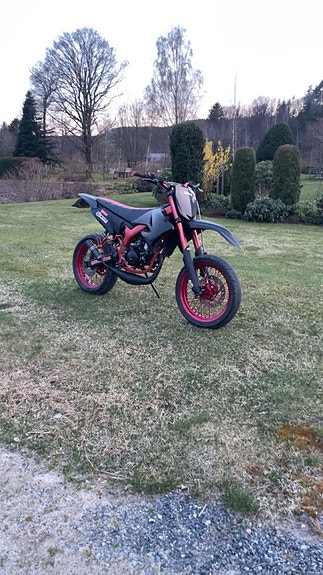 Yamaha DT 50 7 of 10
